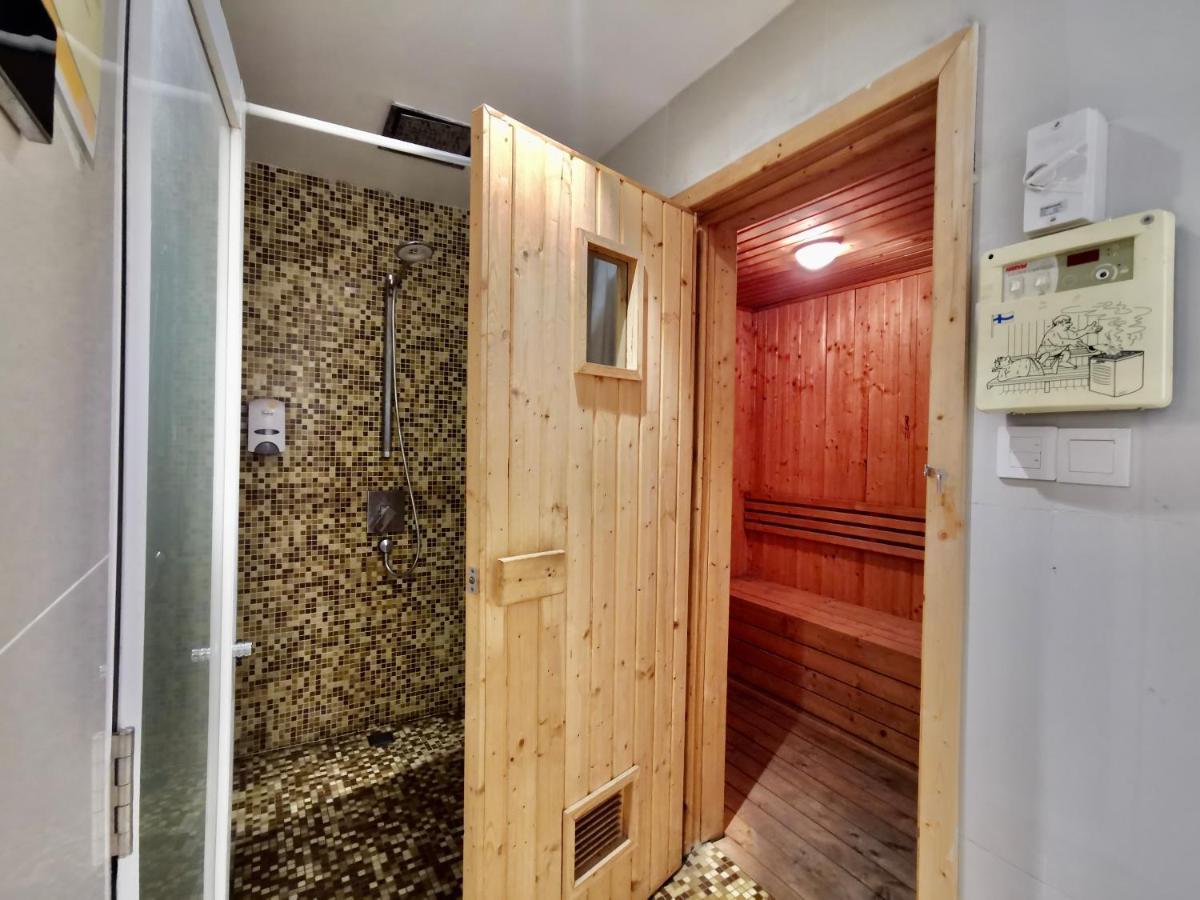Cozy Apt 5 Mins Walk To Klcc Free Wifi Tvbox Kuala Lumpur Extérieur photo